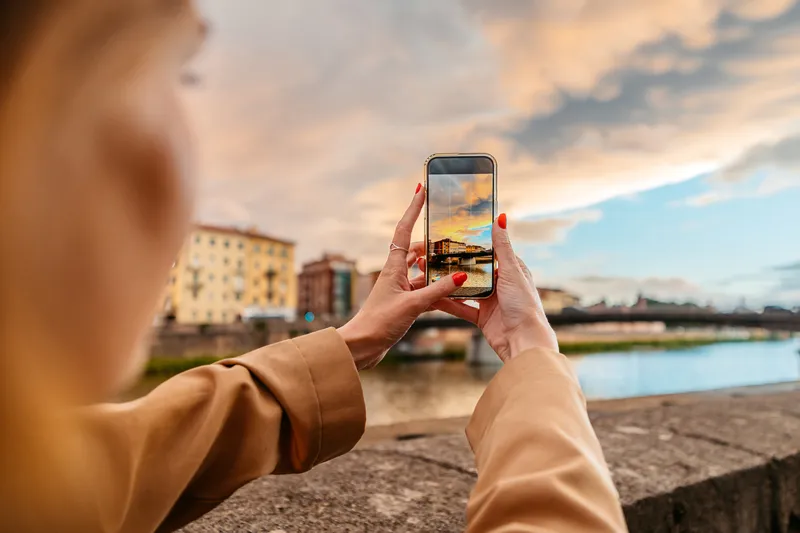 Réseaux sociaux : comment maximiser la visibilité et les réservations de votre hôtel en 2026 ?