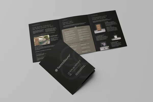 mock-up-flyer-techno-sound